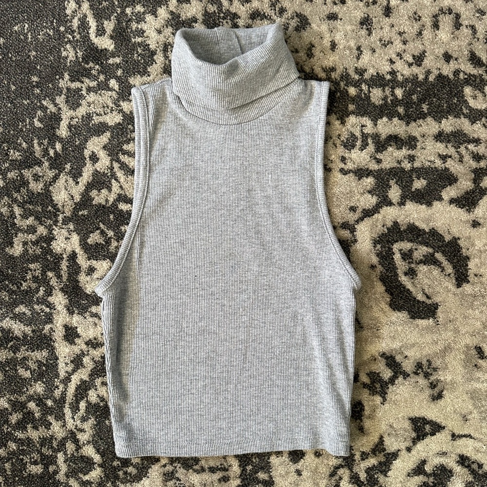 Zara Gray Sleeveless Turtleneck Top size small